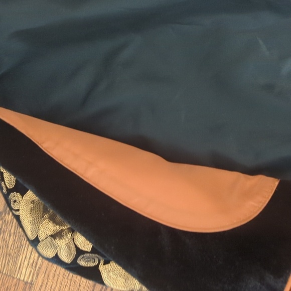 Black Velvet Gold Floral Sequins Modern Harry Styles Inspo Tuxedo Jacket Sz XL - Picture 9 of 12